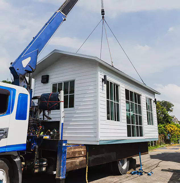 Complete Trailer Roof Replacement Solutions: Keeping Waukegan's Trailers Sealed and Road-Ready