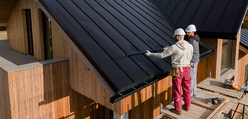 Professional Barn Roof Repair Services in Waukegan, IL