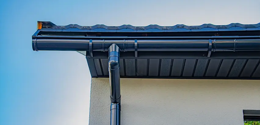 Professional Soffits and Fascia Replacement Services in Waukegan, IL