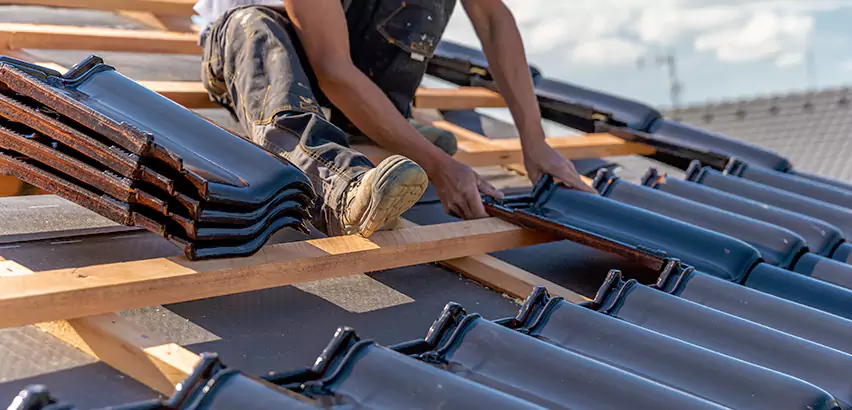Professional Storm Damage Roof Repair Services in Waukegan, IL