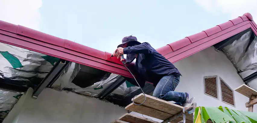 Rain Gutter Repair in Waukegan