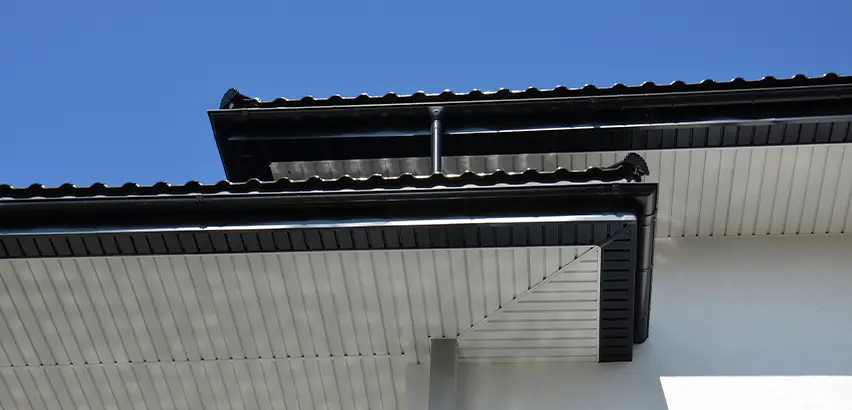Box Eave Construction in Waukegan
