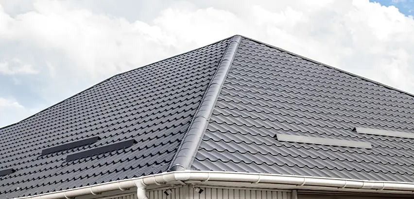 Roof Gully Repair in Waukegan