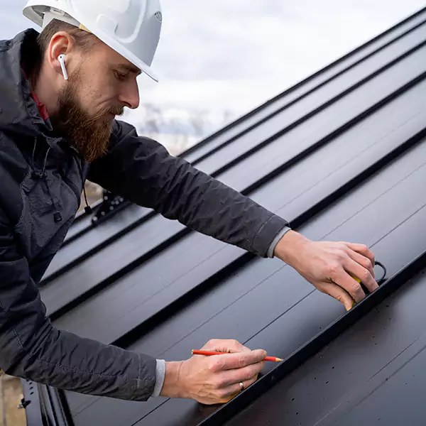 Why Waukegan Property Owners Choose Waukegan Roofing Pro for Tin Roof Repair service?