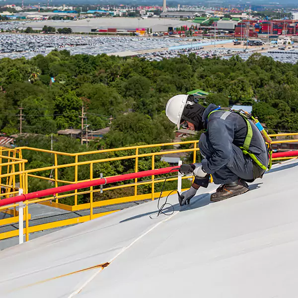 Why Waukegan Roofing Pro Is Waukegan's Trusted TPO Roofing Team?